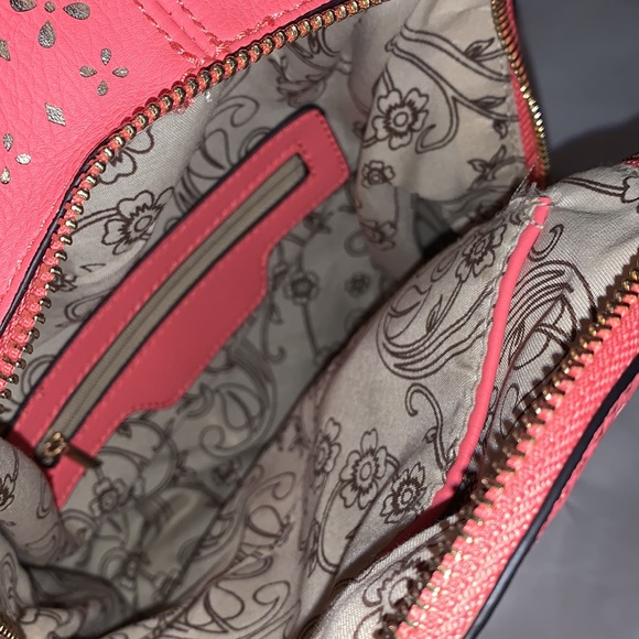 A coral/pink leather mini backpack - Picture 3 of 5